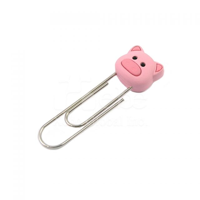 Piglet paperclip