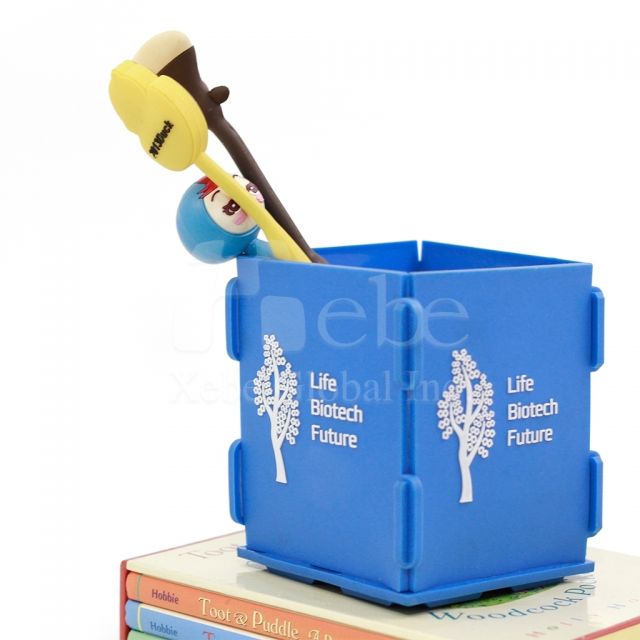 Gift ideas pencil holder
