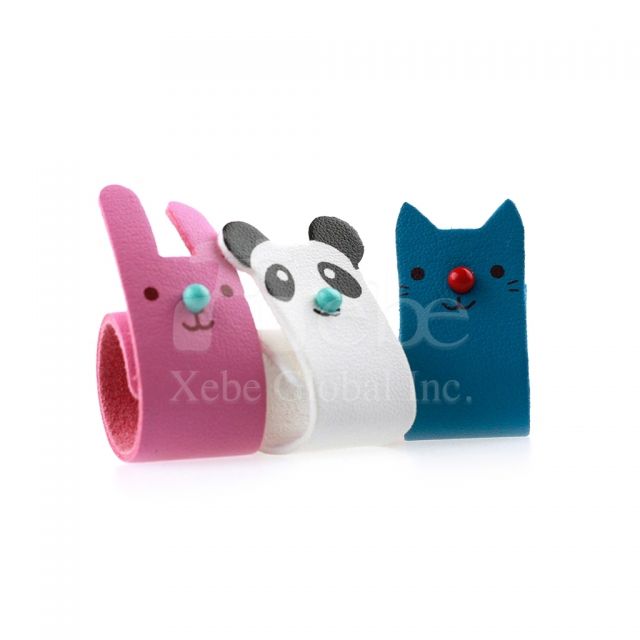 Rabbit cable organizer