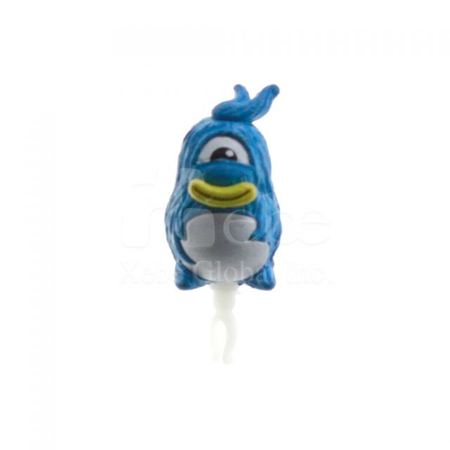 Monster dust plug