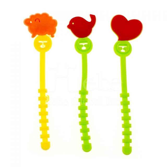 Sheep earphone winder