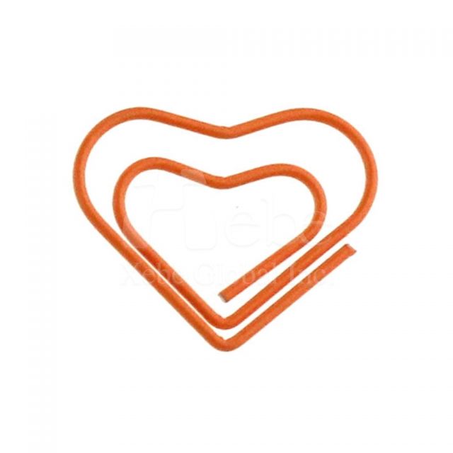 Corporate giveaways heart paper clips