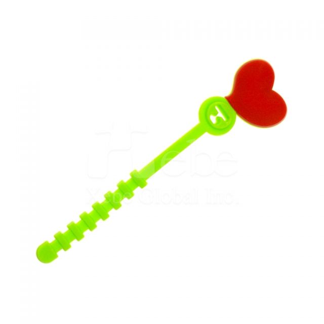 Free wedding stuff heart earphone winder