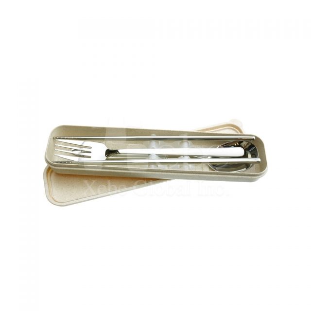 Portable stainless-steel flatware set 