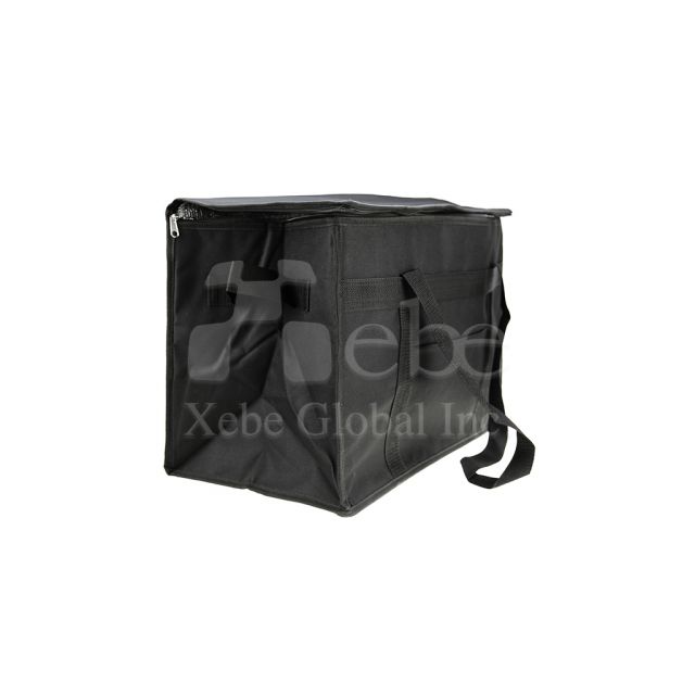 Large capacity cooler bag