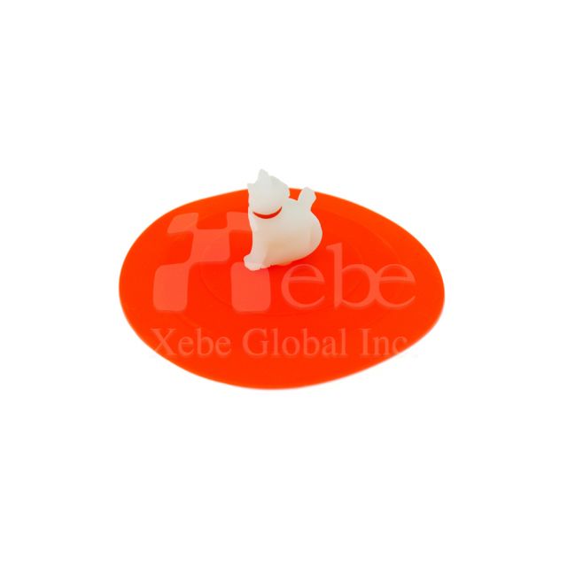 White cat with lucky collar cup cover 