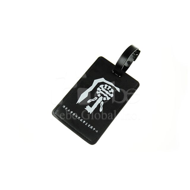 Customized luggage souvenir making
