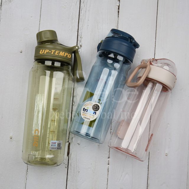 customized tritan sport water bottle with straw