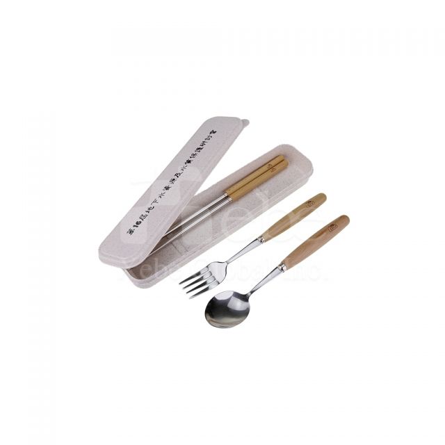 stainless steel cutlery set with wooden handles