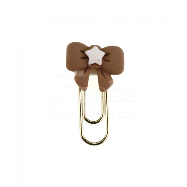 three dimensional paper drawstring bow shape