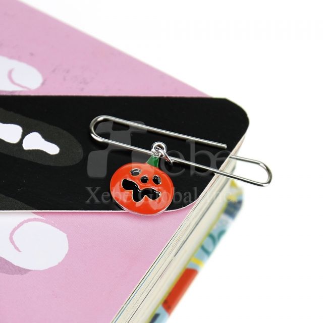 halloween series pumpkin paper clip