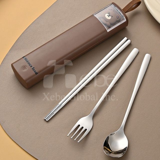 made by little bear eco friendly tableware set