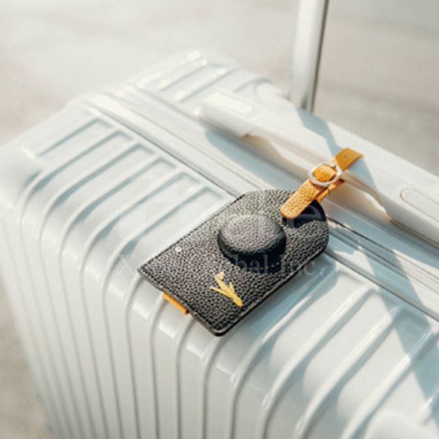 customized bluetooth luggage tag tracker