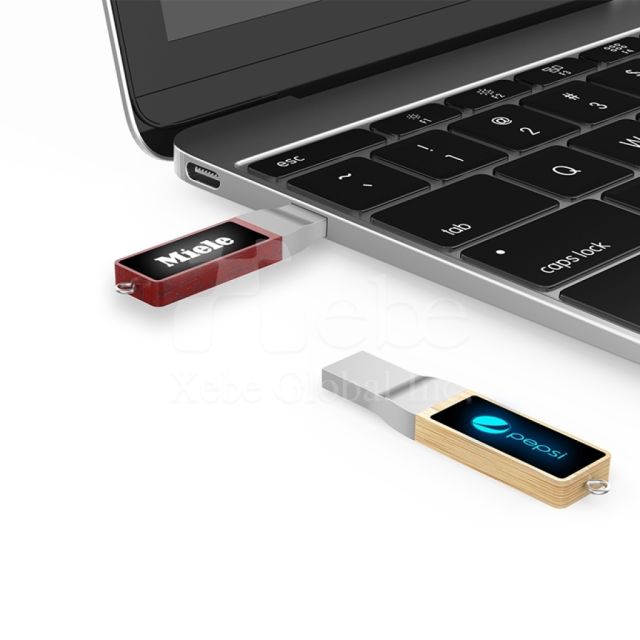 led Illuminated wooden flash drive